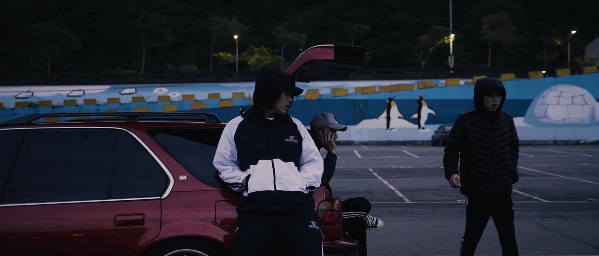 LC - 羽絨外套 "XXL" [Official Video]