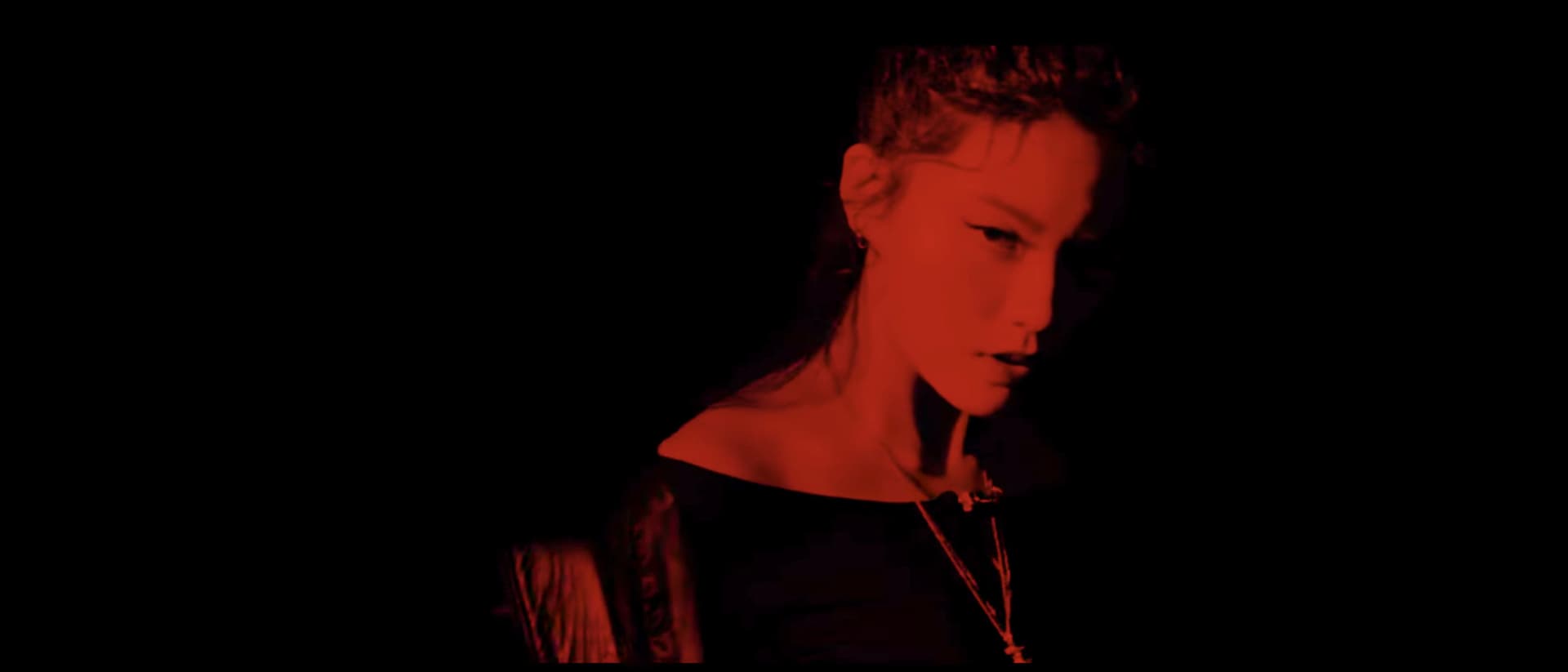 B.C.W. 《JIGGY$》[Official Music Video]