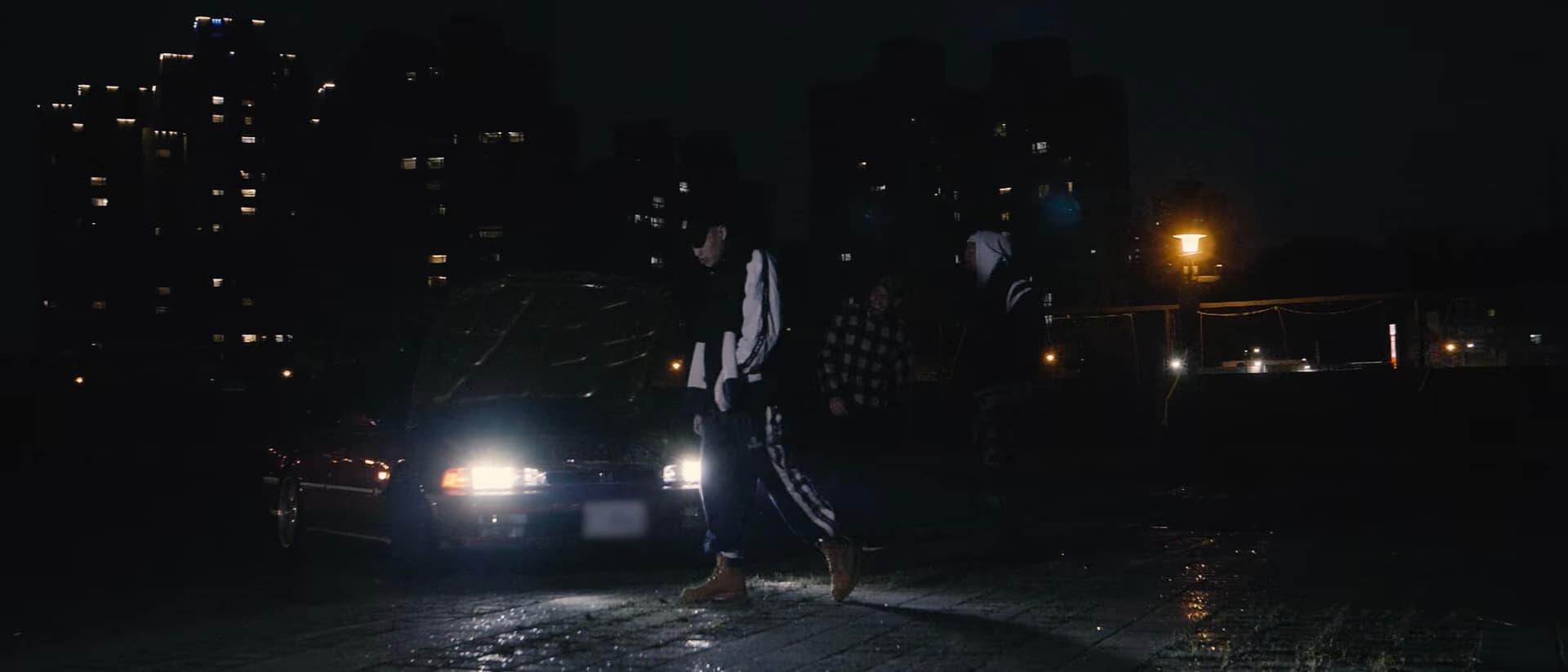 LC - 羽絨外套 "XXL" [Official Video]