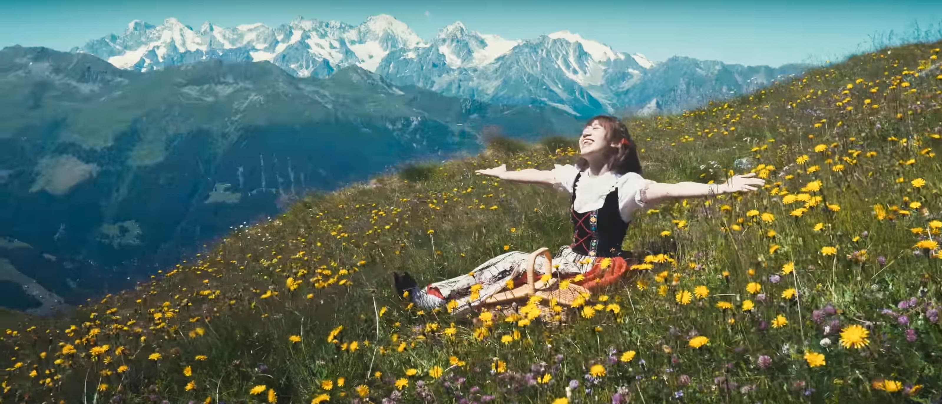 Lulu 黃路梓茵【倒霉農場】Official Video