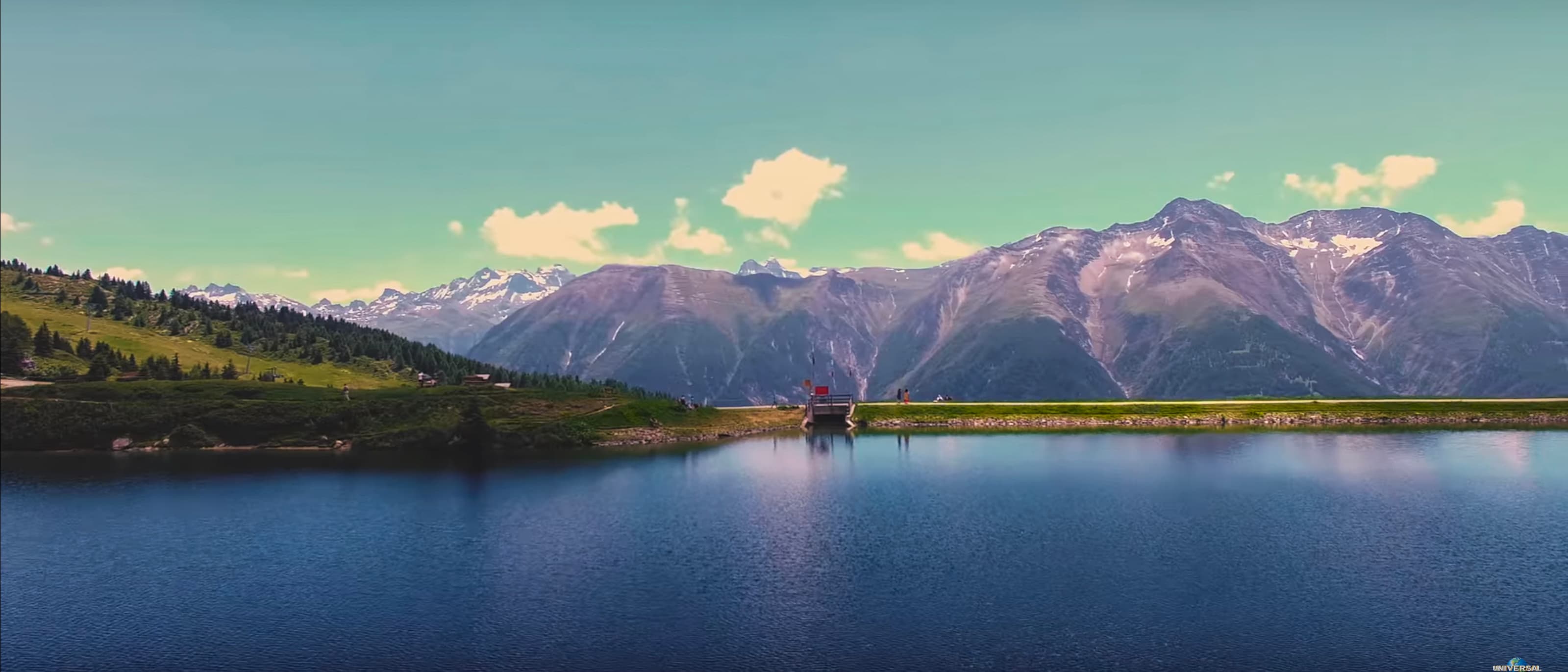 Lulu 黃路梓茵【晨之歌】Official Video