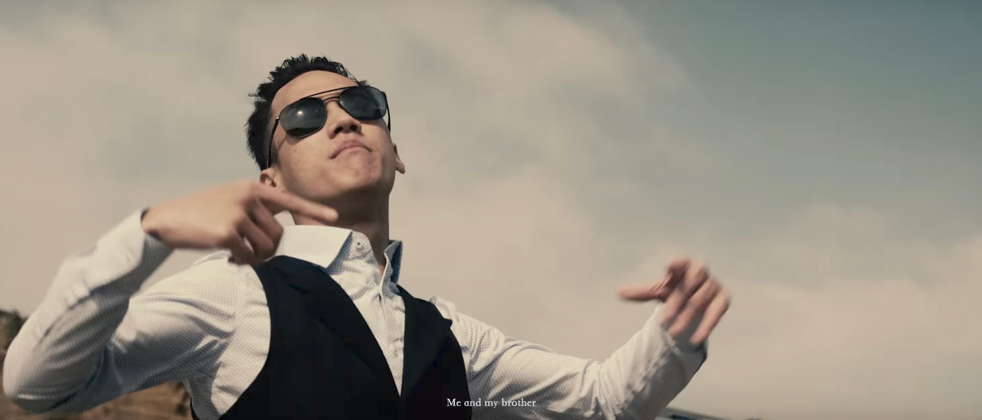 阿夫Suhf-Don't need to Know(Official Music Video)