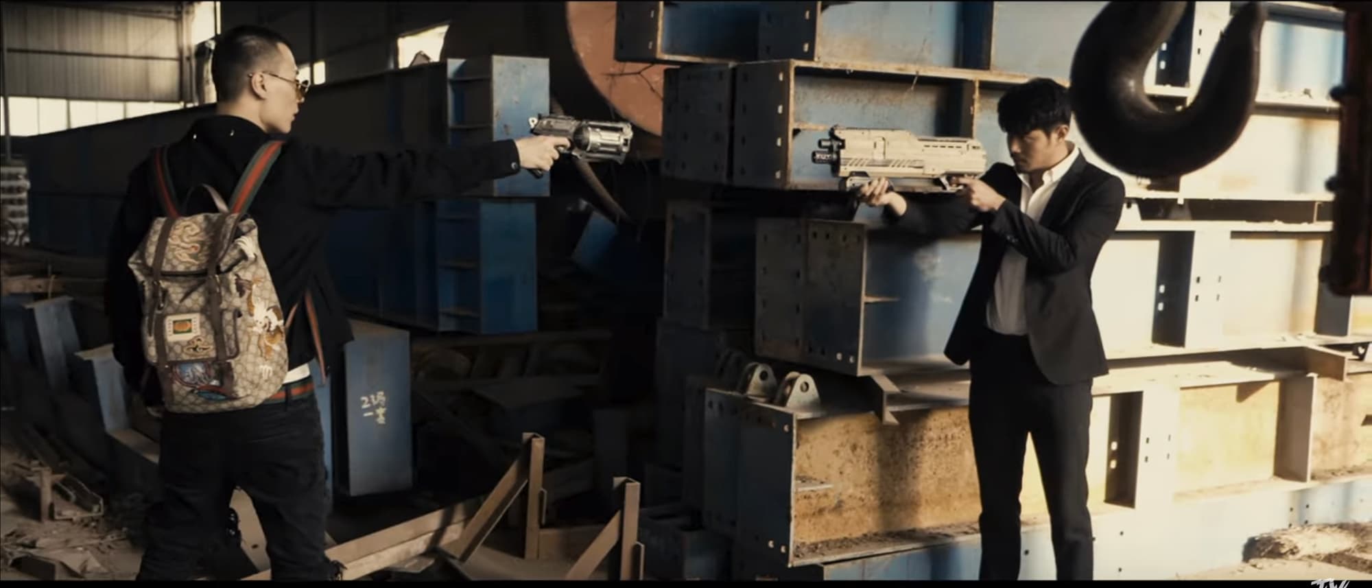 TY. -《 功成名就 》ft. Higher Brothers 【Official Music Video】